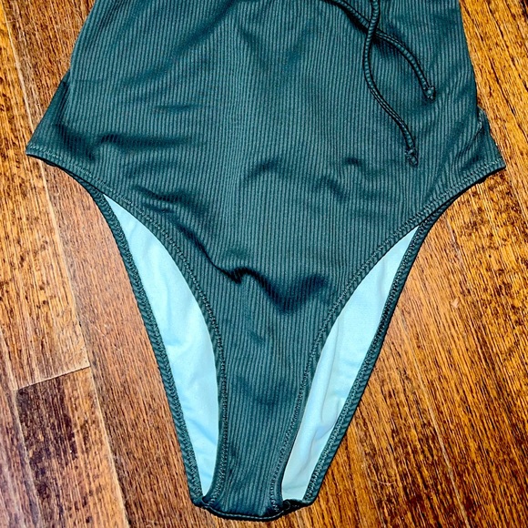 NWT Cupshe Large Olive Green One Piece Swimsuit Large - Picture 3 of 4